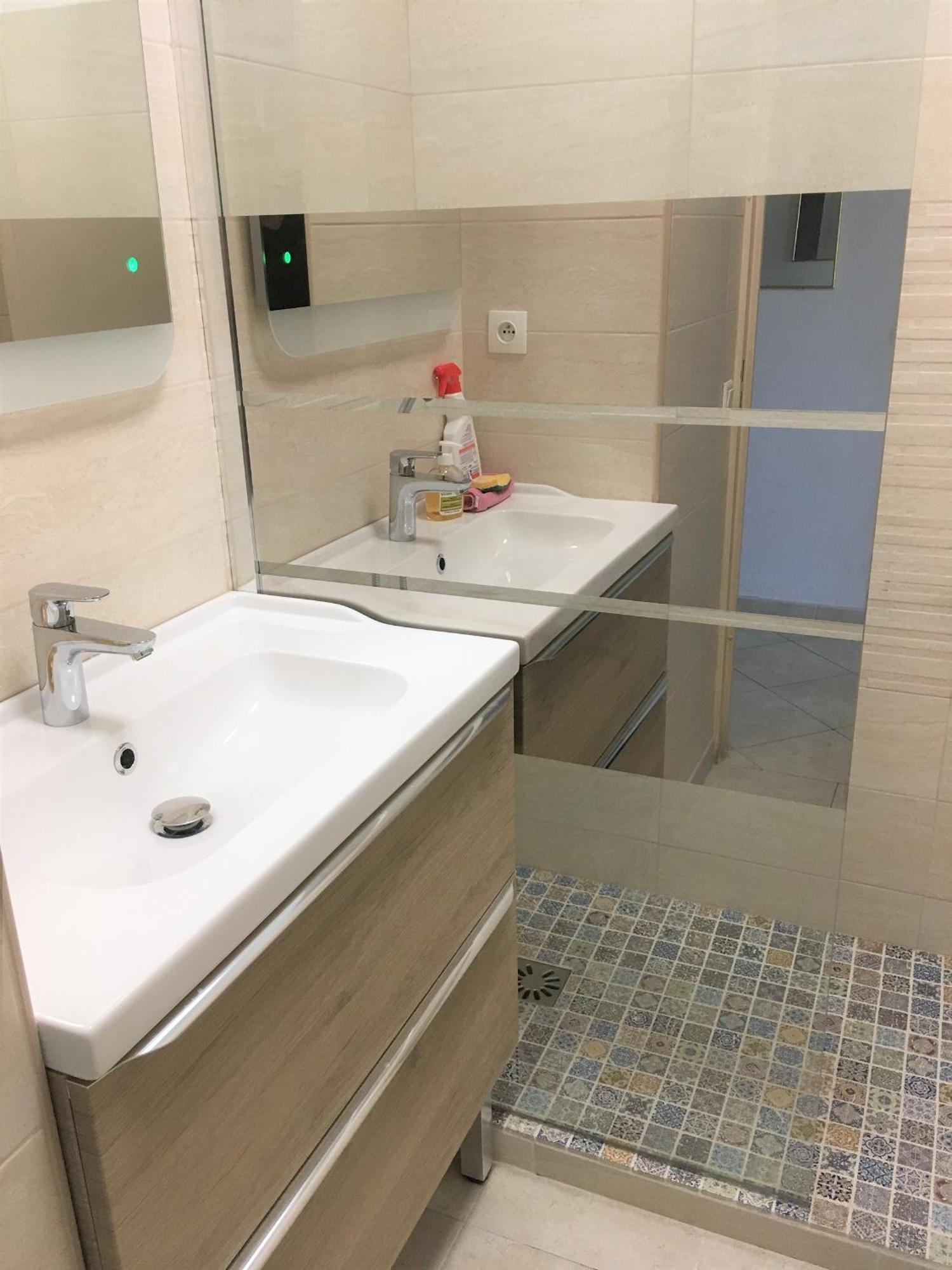 Agreable Appartement 4 Personnes A Villeneuve-Loubet Plage, Piscine, Mer, Commerces A Proximite 외부 사진